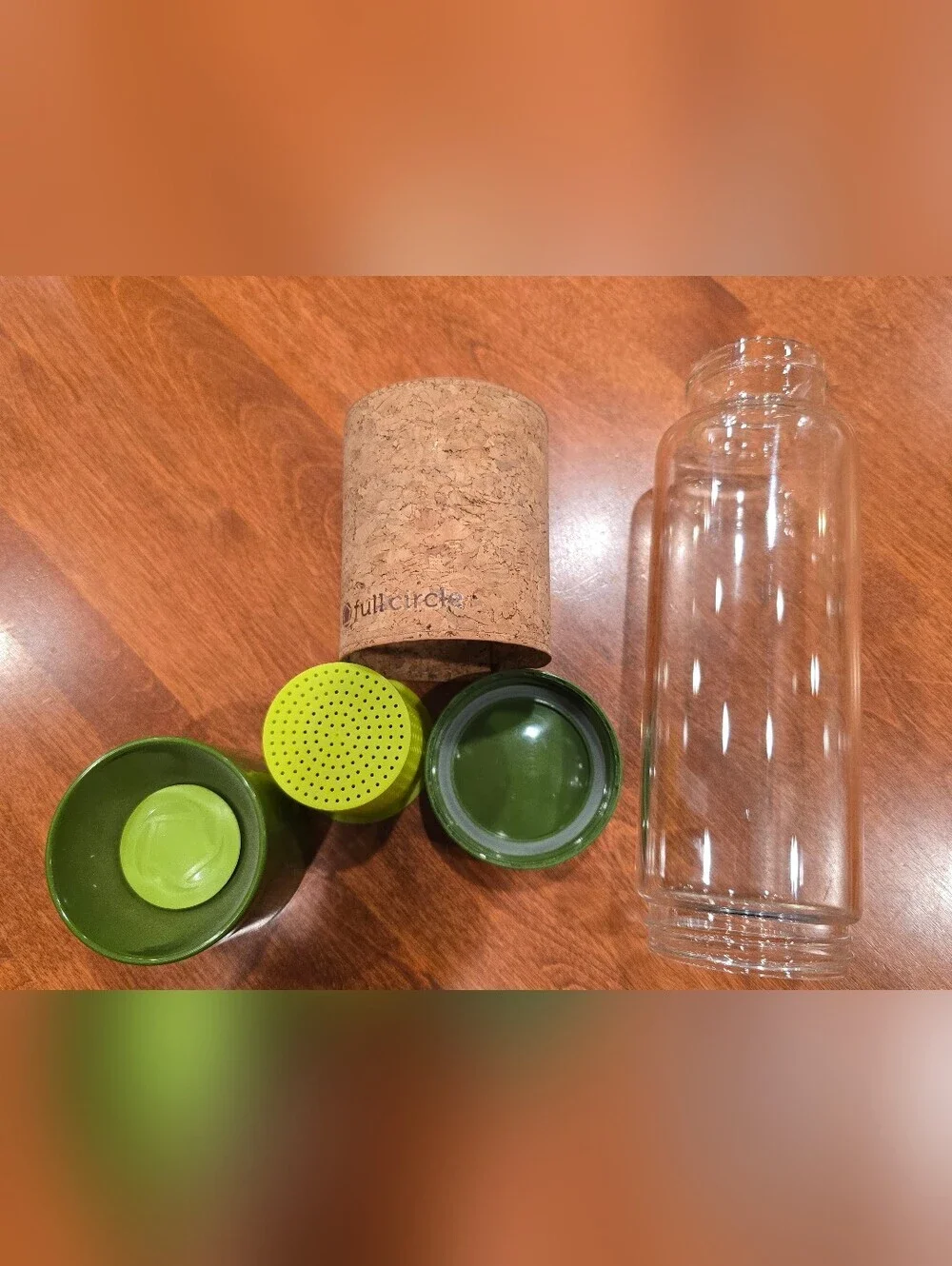 Full Circle tea time glass travel bottle green 9.5